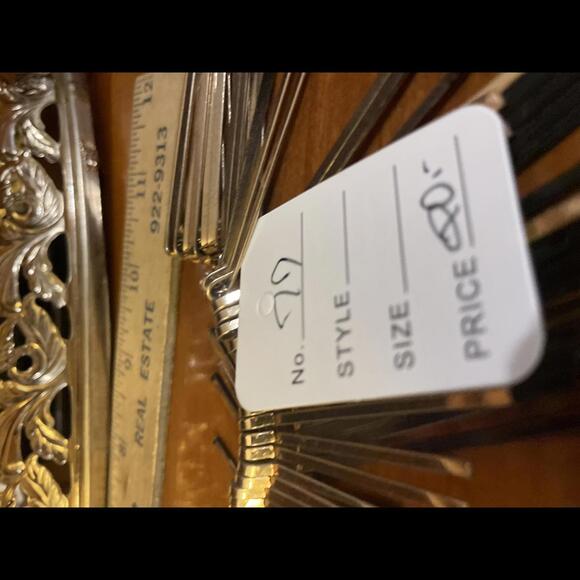 Gold tone necklace - Picture 5 of 5